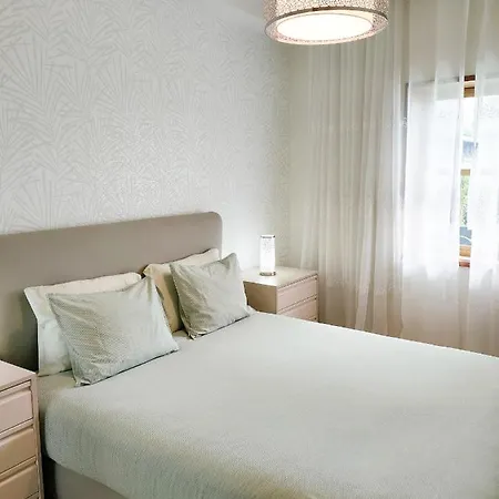 Апартаменты Santa Catarina - With Terrace